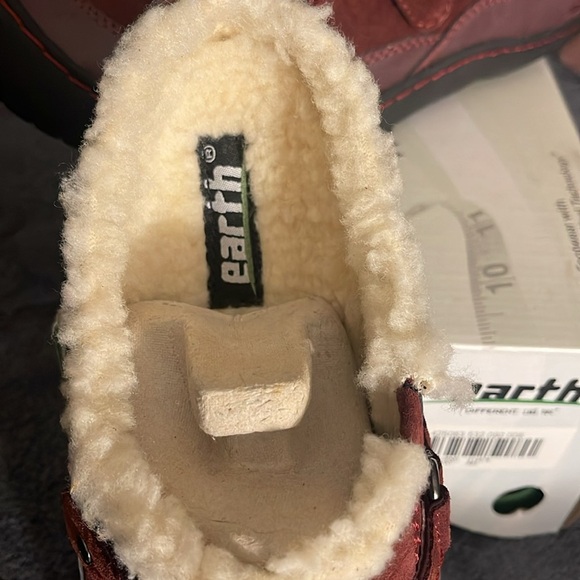 EARTH Indulge Suede Fleeced Lined Clog/Mule. Size 9 Merlot - Picture 11 of 15